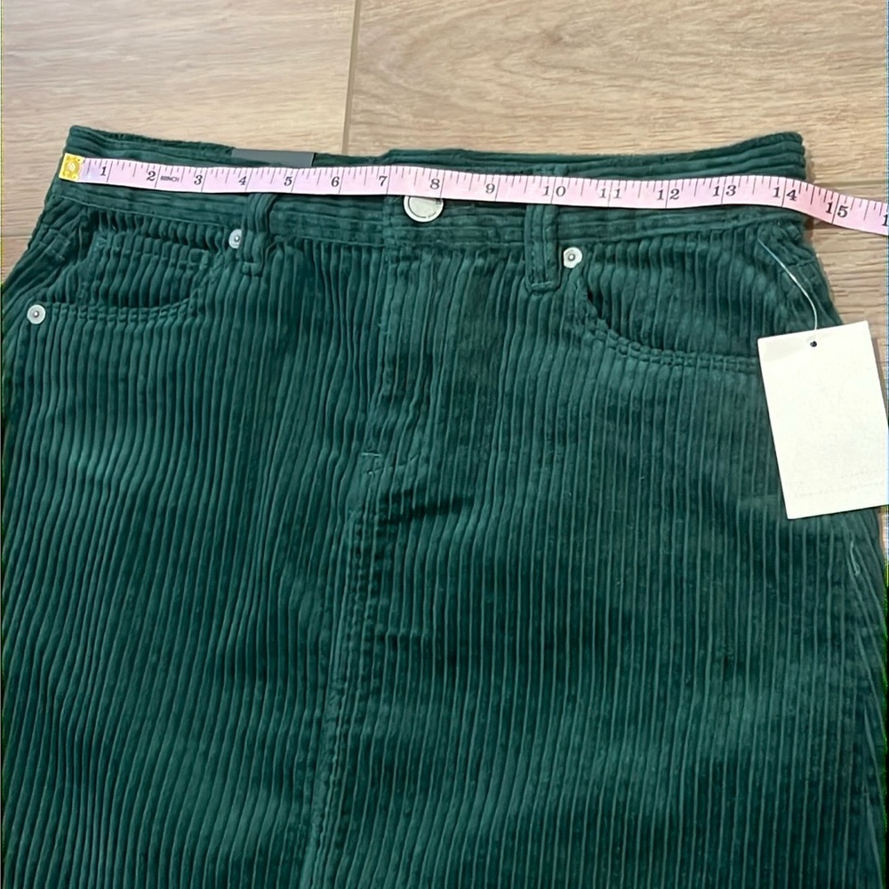 NWT Blank NYC Nordstrom Dark Emerald Green Corduroy Mini Skirt Waist 26 - Picture 6 of 11